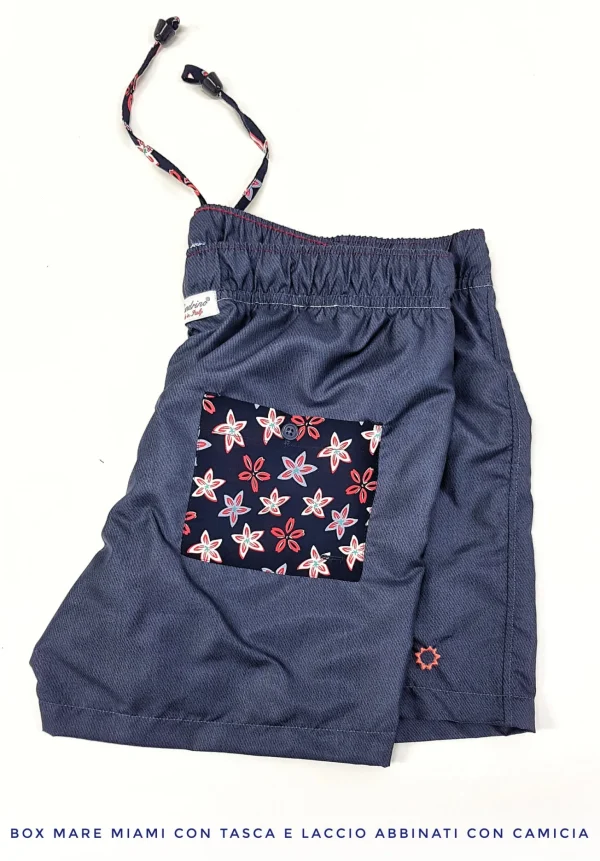 Costume da Bagno in morbido tessuto slip interno asciugatura rapida Boxer mare Uomo Blu con tasca fantasia Starfish con 2 tasche laterali Made in Italy