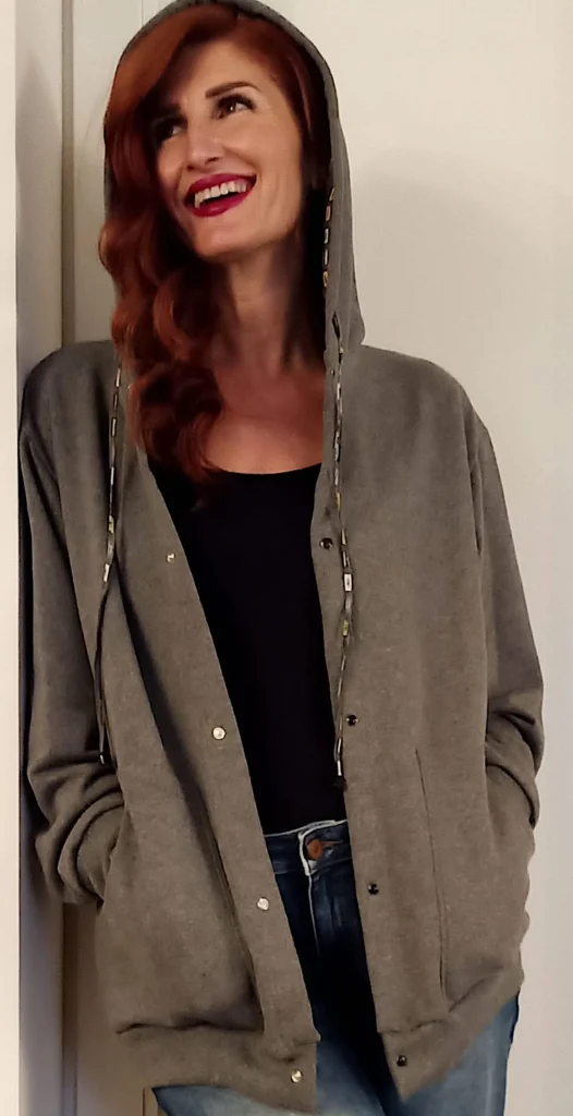 Felpa cardigan Donna Unisex grigia con Cappuccio design musicassette puro cotone made in Italy Fantasia 100% cotone Unisex Sweatshirt blue Hoodie