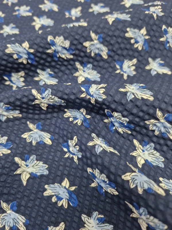 Pantaloncino Shorts Bermuda Fantasia Flower Seersucker Blu  100% cotone 2 tasche laterali Made in Italy
